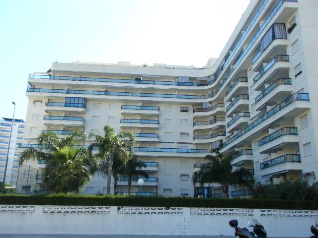 Apartment -
                        Playa De Gandia -
                        2 bedrooms -
                        5 persons