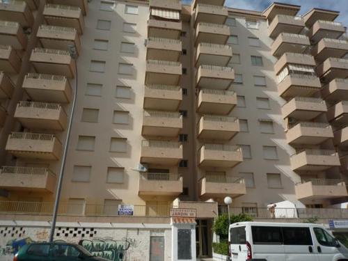 Apartment -
                        Playa De Gandia -
                        2 bedrooms -
                        5 persons