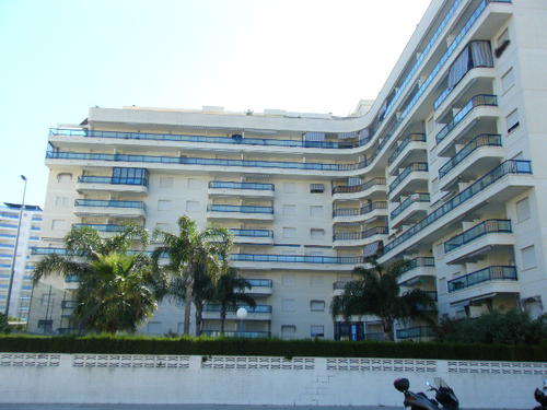 Apartment -
                        Playa De Gandia -
                        3 bedrooms -
                        7 persons