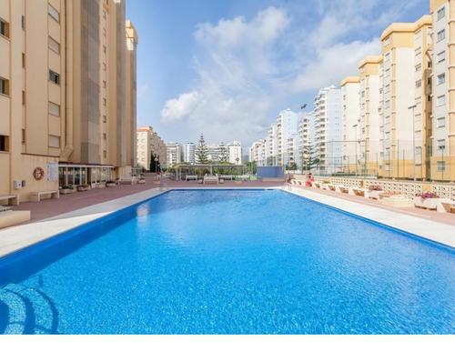 Apartment -
                        Playa De Gandia -
                        3 bedrooms -
                        7 persons